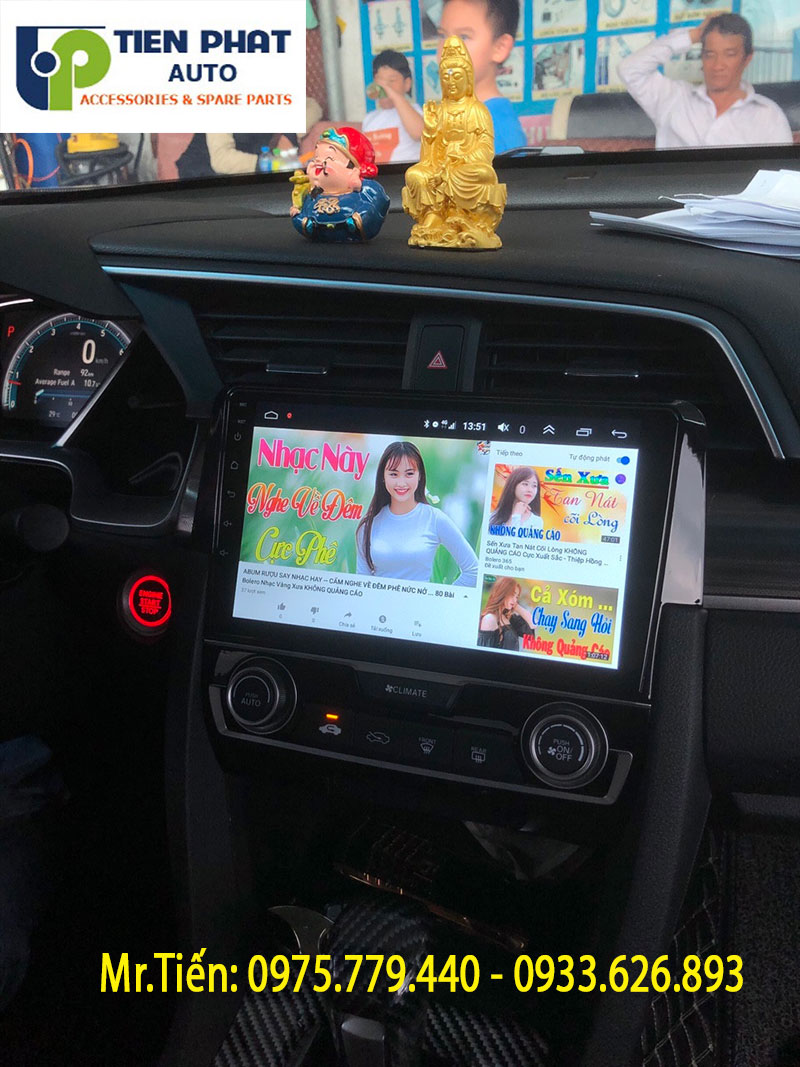 man-hinh-DVD-Android-cho-xe-Honda-Civic-2019