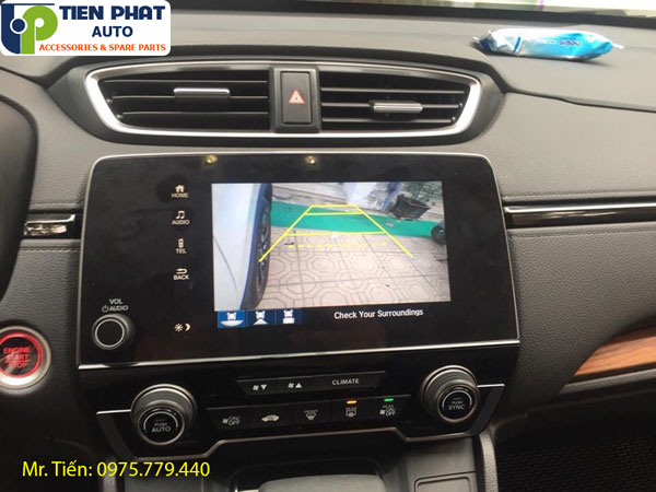 Lắp đặt camera gương cập lề tích hợp màn hình DVD cho Honda CRV 2018 tại TPHCM