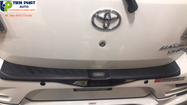 Nẹp chống trầy cốp sau - Phụ kiện đồ chơi Toyota Wigo