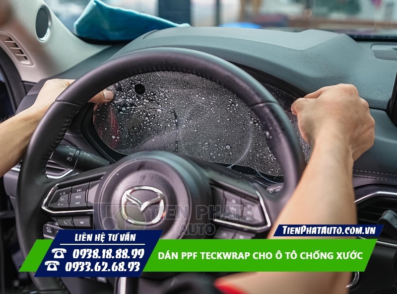 Dán PPF Teckwrap cho đồng hồ màn hình ODO của xe