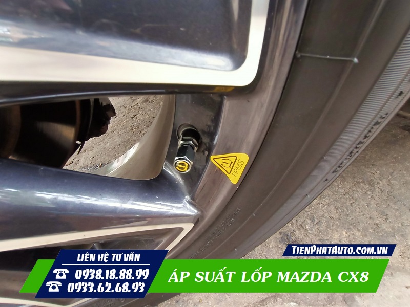 Cảm biến áp suất lốp được lắp đặt bên trong lốp xe Mazda CX8