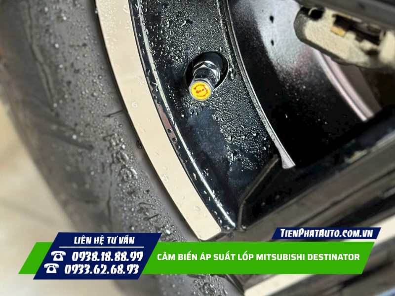 Cảm biến áp suất lốp Destinator theo dõi áp suất và nhiệt độ chuẩn xác
