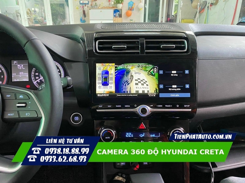 Hình ảnh hiển thị camera 360 Elliview lắp trên Hyundai Creta