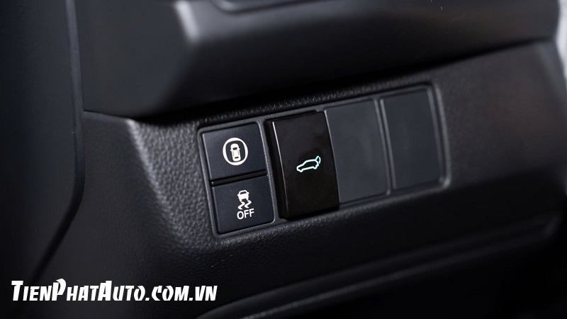 Nút bấm của cốp điện AZ Gate đóng và mở cốp xe được lắp đặt bên trong xe