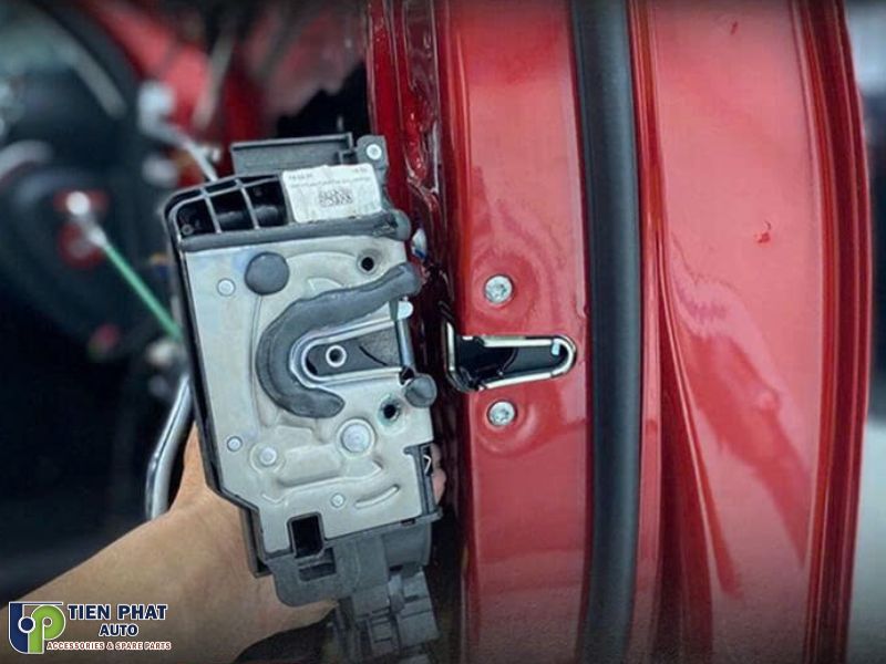 Độ cửa hít giúp đóng cửa nhẹ nhàng, thuận tiện trong quá trình sử dụng Độ cửa hít giúp đóng cửa nhẹ nhàng, thuận tiện trong quá trình sử dụng