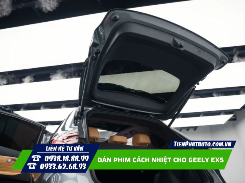 dán phim cách nhiệt kính hậu cho geely ex5