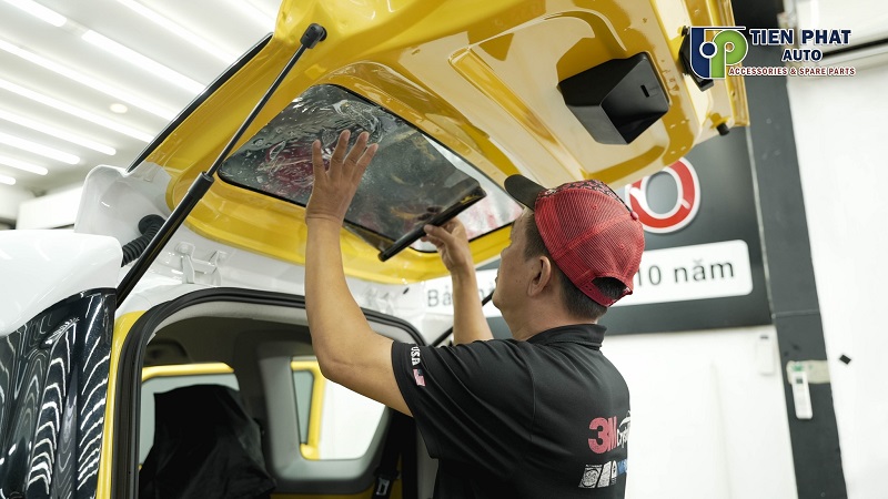 Dán phim cách nhiệt cho Vinfast VF3 giúp chống nóng hiệu quả