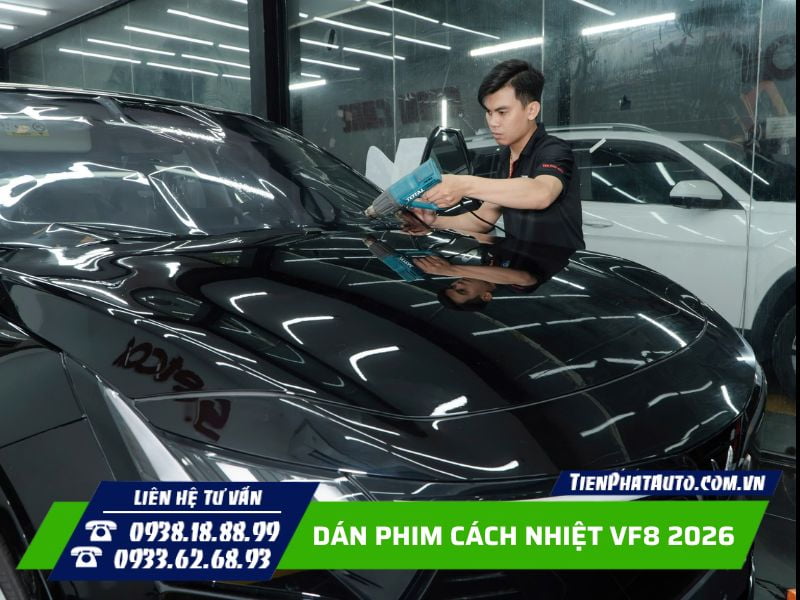 Dán phim cách nhiệt cho VF8 2026 hạn chế bị chói, quan sát tốt hơn Dán phim cách nhiệt cho VF8 2026 hạn chế bị chói, quan sát tốt hơn