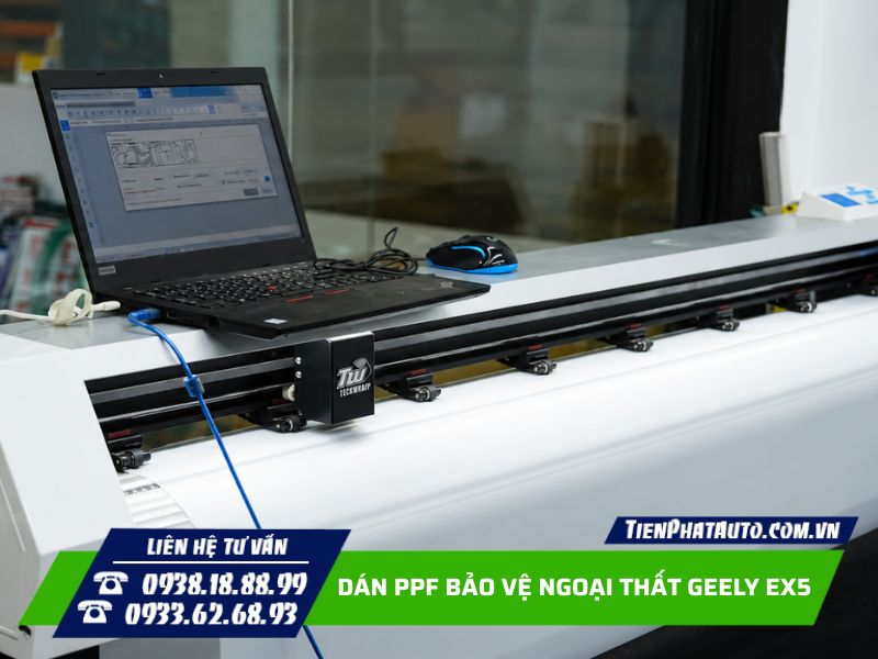 dán ppf cho geely ex5 được cắt bằng file trên máy chuyên dụng dán ppf cho geely ex5 được cắt bằng file trên máy chuyên dụng