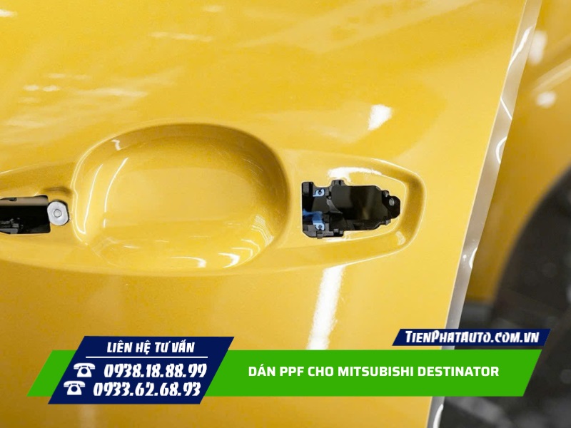 Dán PPF Mitsubishi Destinator tăng độ bóng và giữ xe luôn như mới Dán PPF Mitsubishi Destinator tăng độ bóng và giữ xe luôn như mới