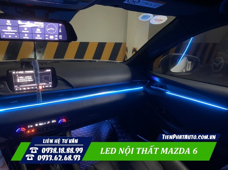 Viền LED nội thất Mazda 6 trên Taplo xe và viền cánh cửa