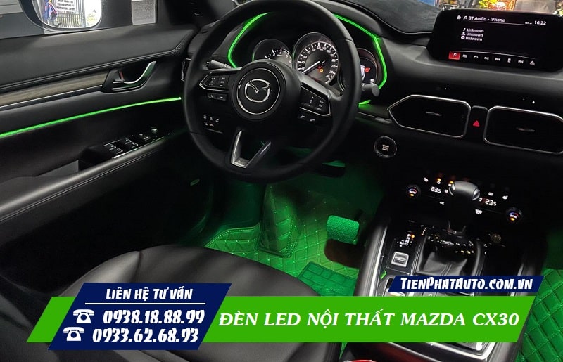 LED nội thất là phụ kiện không thể nào thiếu trên xe Mazda CX30