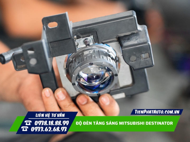 Nâng cấp chiếu sáng Mitsubishi Destinator giúp di chuyển an toàn hơn