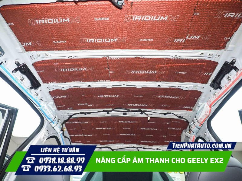 Thi công cách âm trần xe Geely EX2 Thi công cách âm trần xe Geely EX2