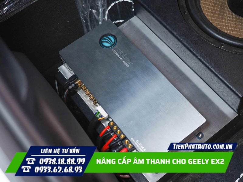 Bộ xử lý âm thanh tích hợp 6 kênh amply Rainbow được lắp phía sau Bộ xử lý âm thanh tích hợp 6 kênh amply Rainbow được lắp phía sau