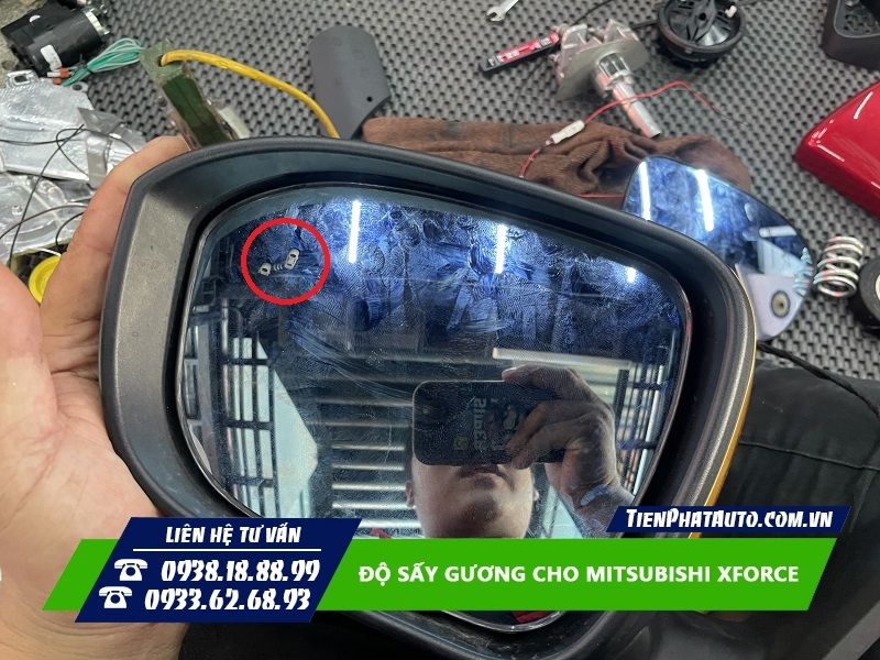 Tiến Phát Auto chuyên thay mặt gương sấy cho xe Mitsubishi Xforce