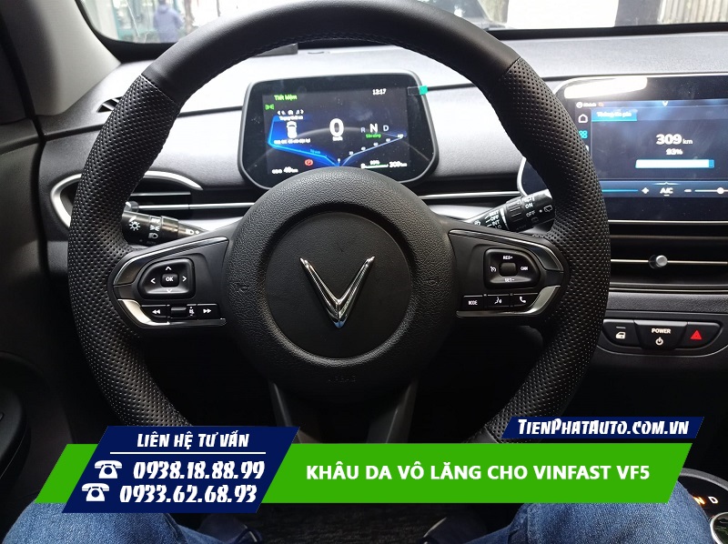 Thời gian thi công khâu da vô lăng cho VF5 hoàn thiện mất 3 - 4 tiếng
