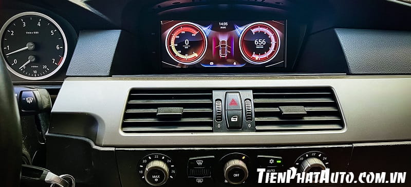 Hình ảnh màn hình Android lắp trên xe BMW 5 Series (2004 - 2009)
