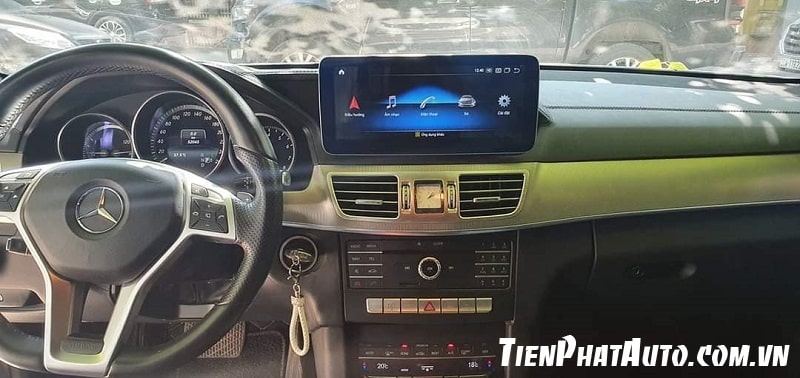 Hình ảnh màn hình Android Mercedes lắp trên dòng E Class (2009 - 2015)