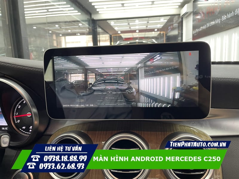 Màn hình Android Mercedes C250 tích hợp hệ thống hỗ trợ lái xe an toàn