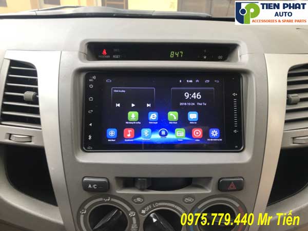 man hinh dvd android cho fortuner 2009-2012 co khe sim 4g