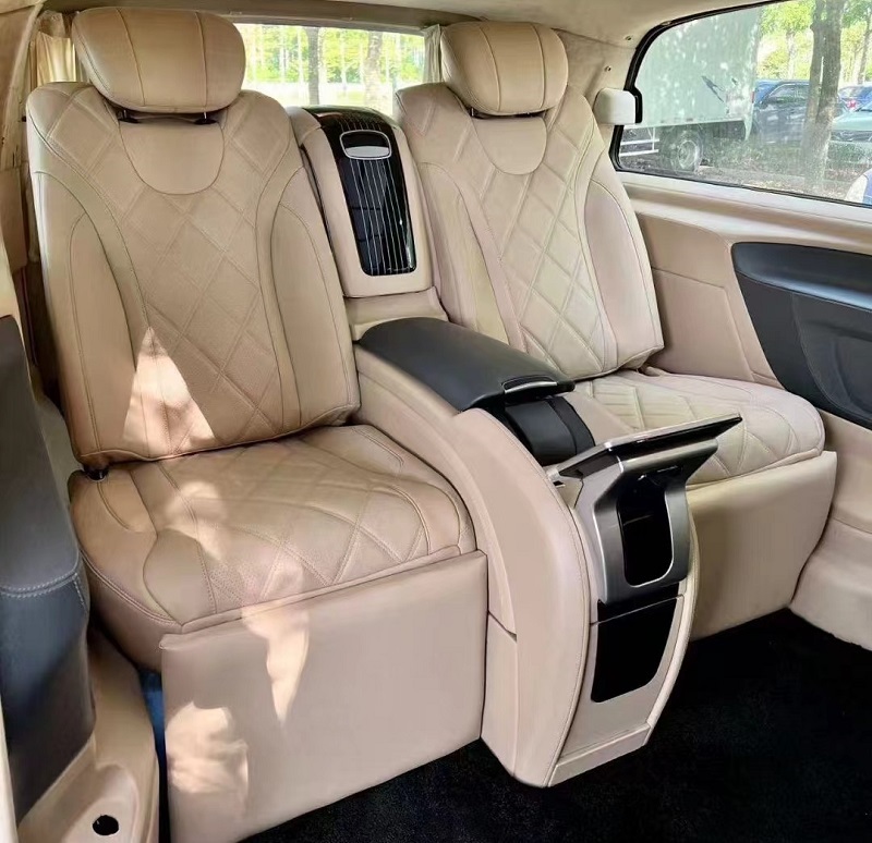 Mẫu ghế Limousine cho dòng xe SUV (mẫu số 8)