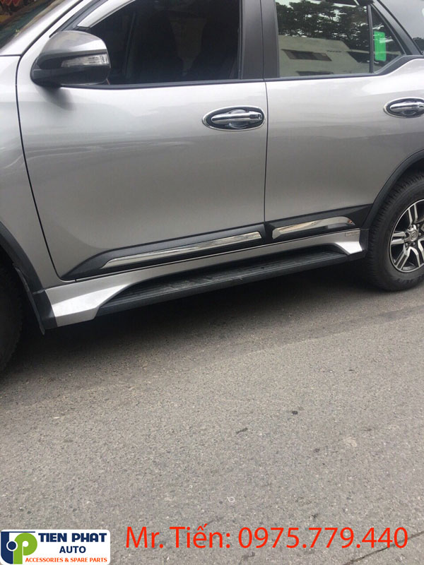 Ốp hông xe Toyota Fortuner 2018 chính hãng uy tín tại TPHCM