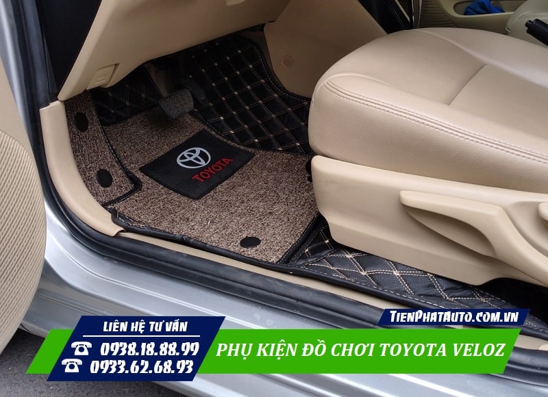 Tiến Phát Auto chuyên lắp thảm lót sàn cho xe Toyota Veloz
