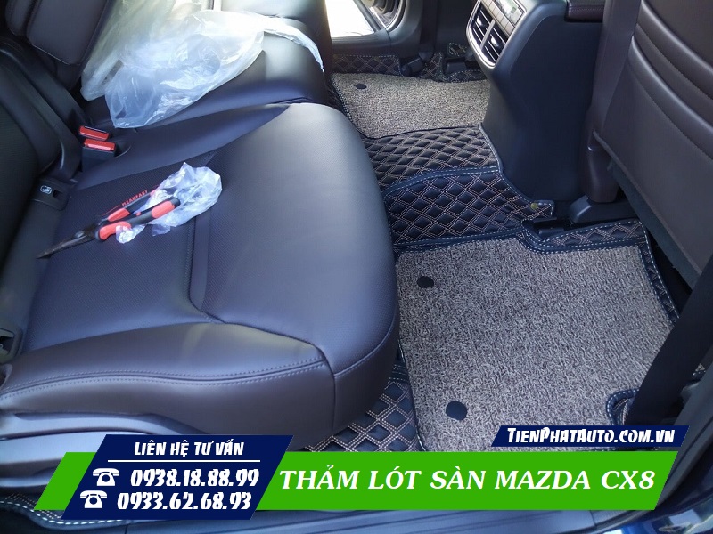 Hình ảnh thảm lót sàn Mazda CX8 được lắp hàng ghế sau