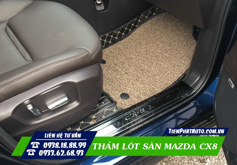 Hình ảnh thảm lót sàn Mazda CX8 được lắp bên ghế phụ